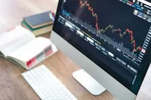 Trading Boom and Crash Markets