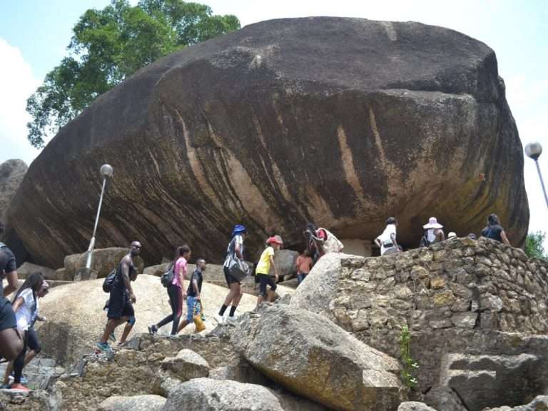 The Mysteries Of Olumo Rock In Abeokuta, Nigeria - Motivation Africa