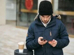 Top 10 Apps to Save Money in Africa